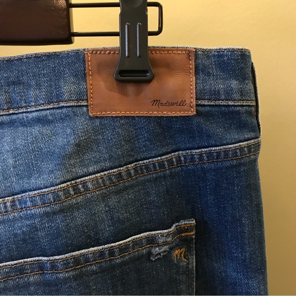 Madewell Distressed Slim Boyfriend Jeans,  Size 32, NWOT - Picture 4 of 7